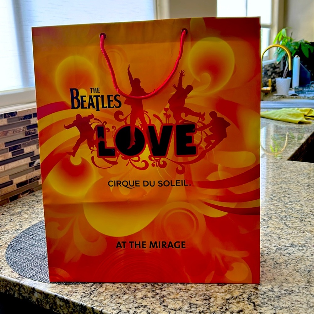 The Beatles Cirque DU Soleil BAG collector item THE SHOW CLOSED